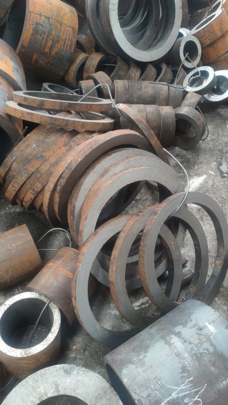 建昌建昌建昌42CrMo无缝钢管切割