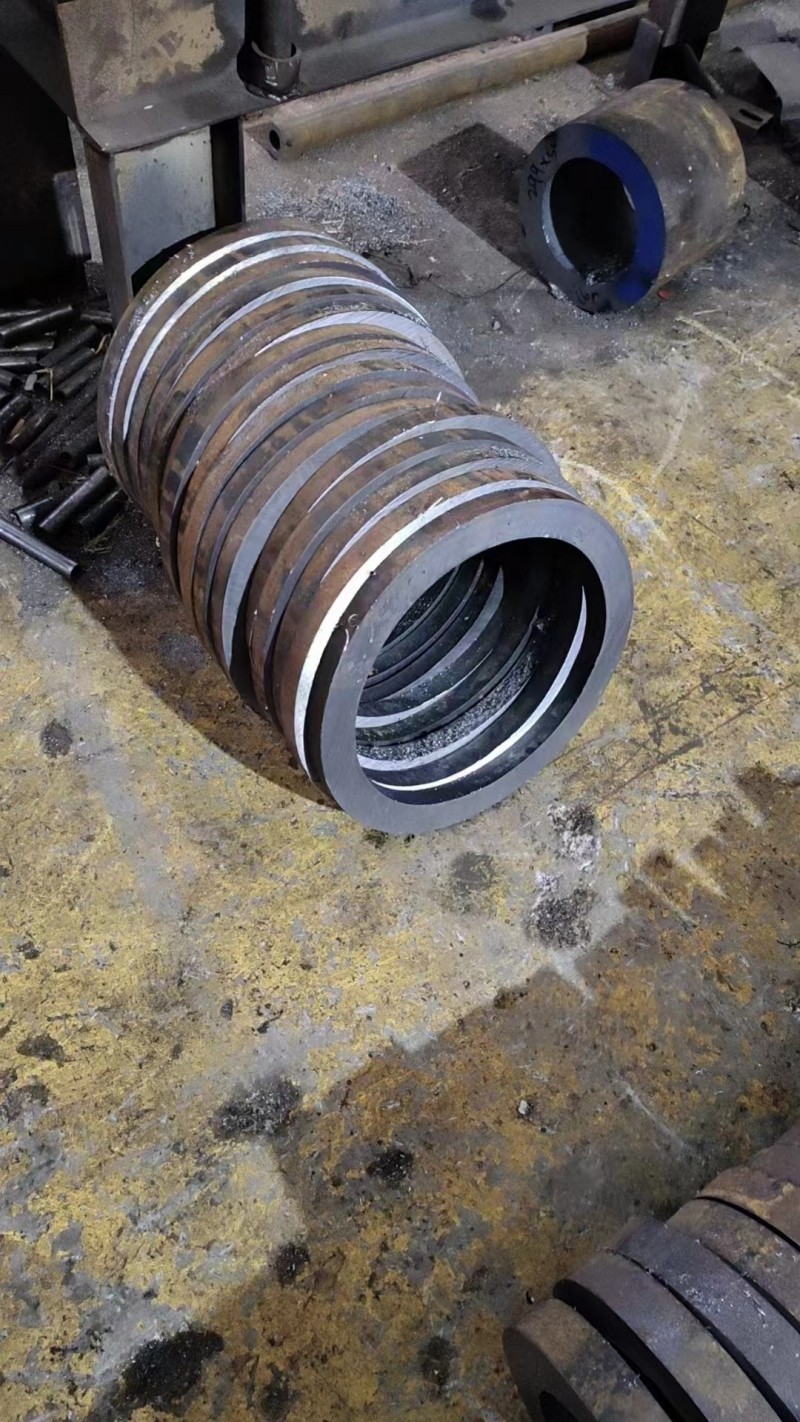 建昌建昌建昌30CrMo无缝钢管切割
